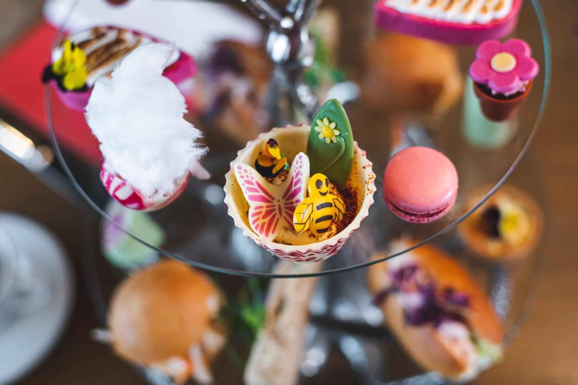 Harbour Hotel & Spa Southampton Bagian luar foto A high tea at the Fairmont San Francisco