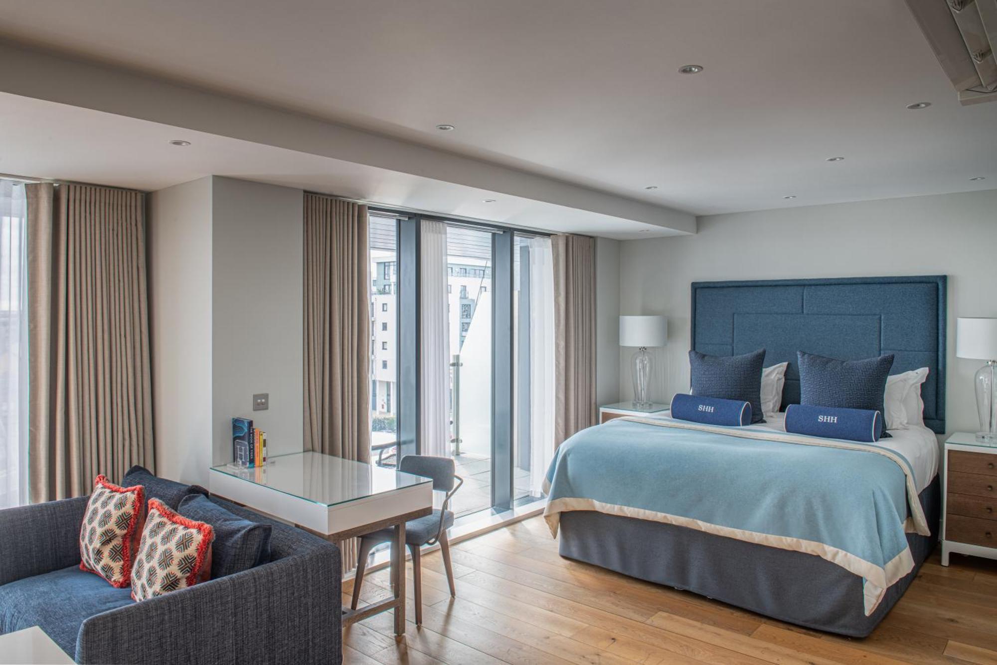 Harbour Hotel & Spa Southampton Ruang foto A bedroom at the hotel