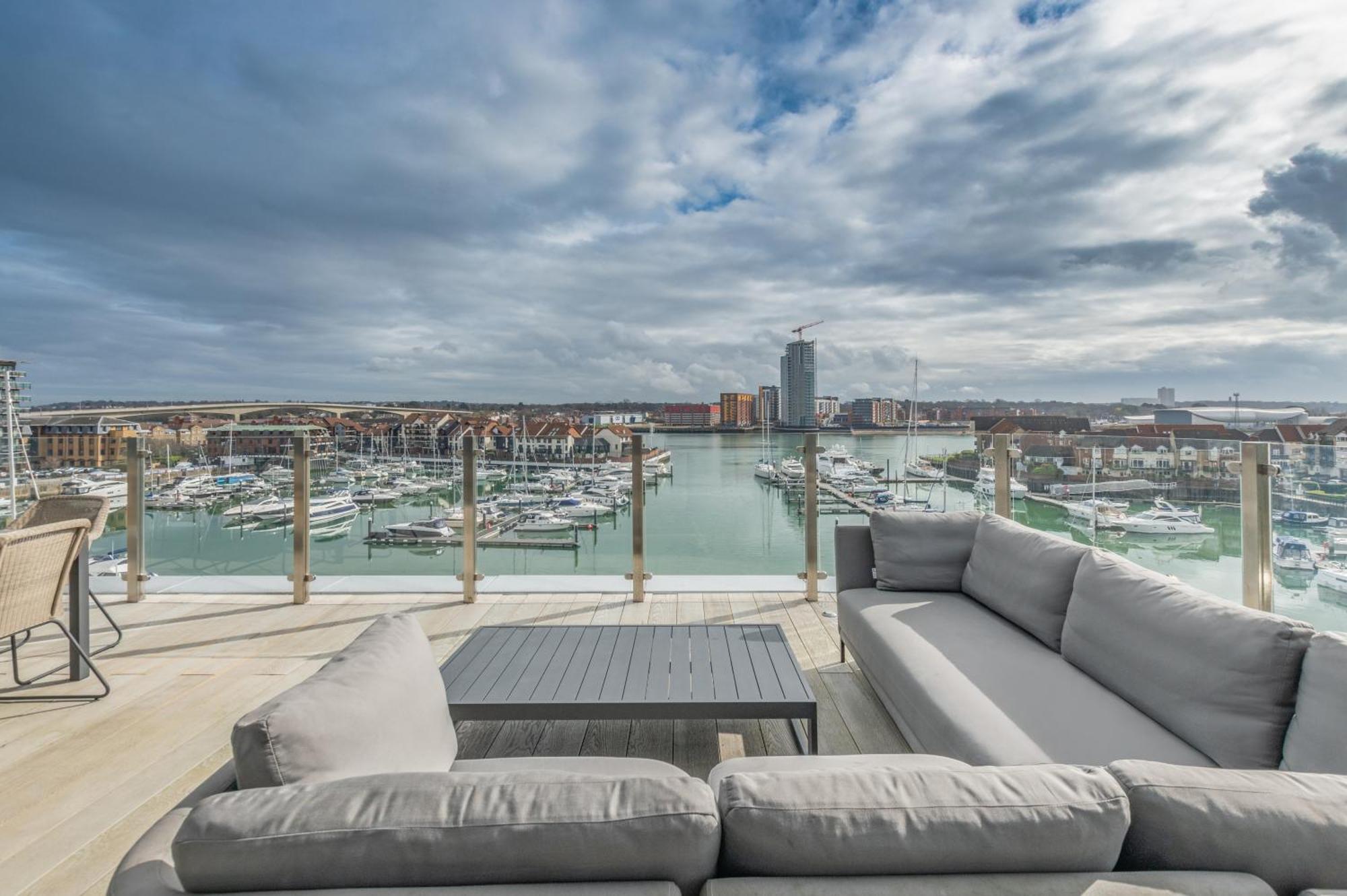 Harbour Hotel & Spa Southampton Ruang foto View from the rooftop